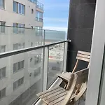 Met Zicht Op Zee