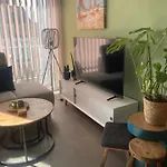 Met Zicht Op Zee Apartamento