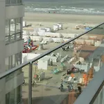 Met Zicht Op Zee Apartamento