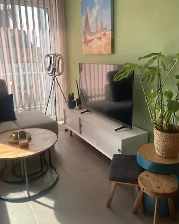 Met Zicht Op Zee Apartment